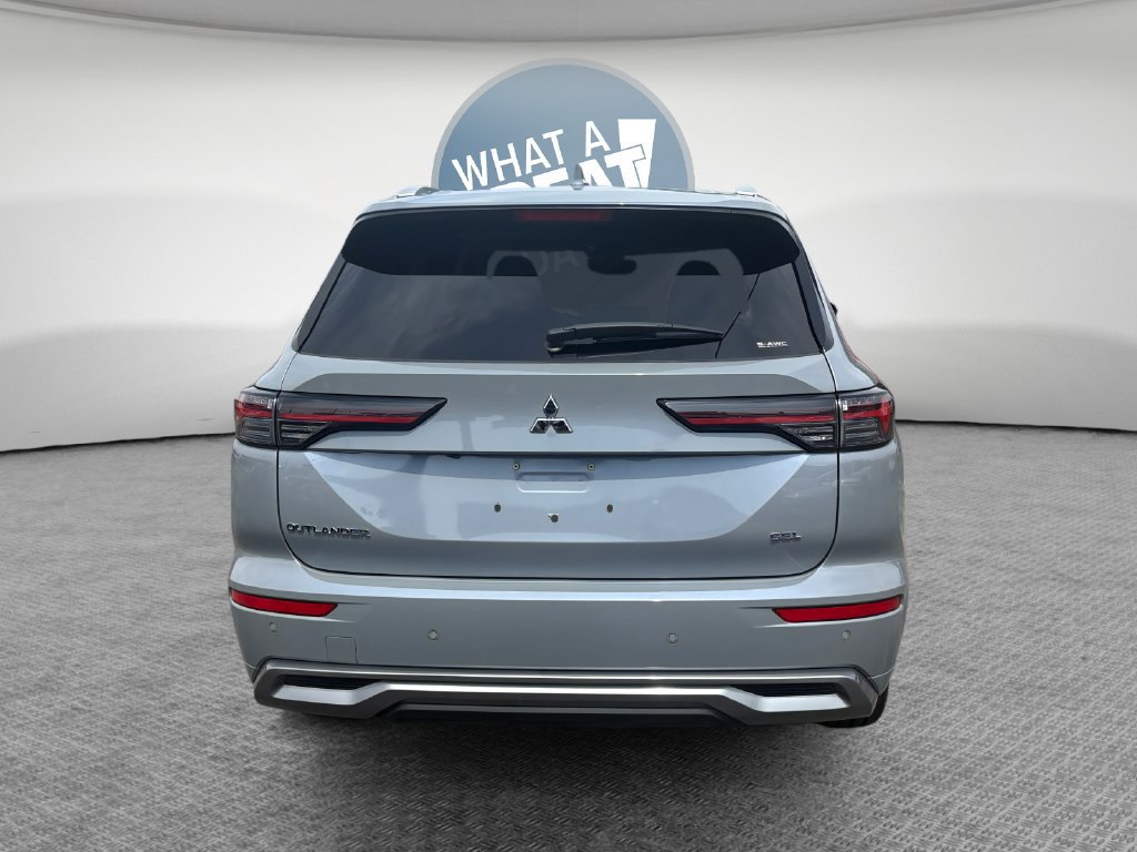 Used 2025 Mitsubishi Outlander SEL AWD/4WD image 5