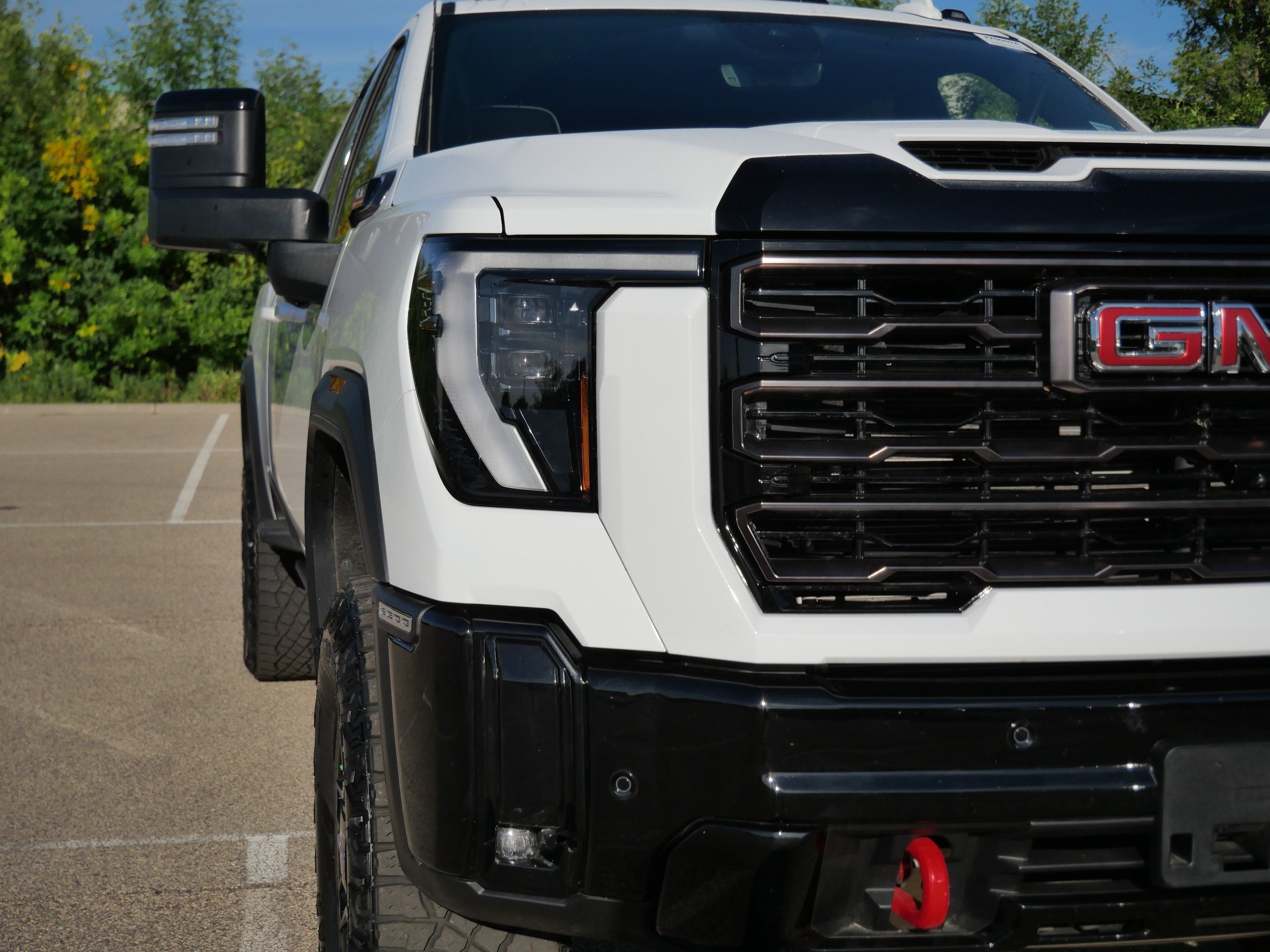 Used 2026 GMC Sierra 2500 AT4X AWD/4WD image 16