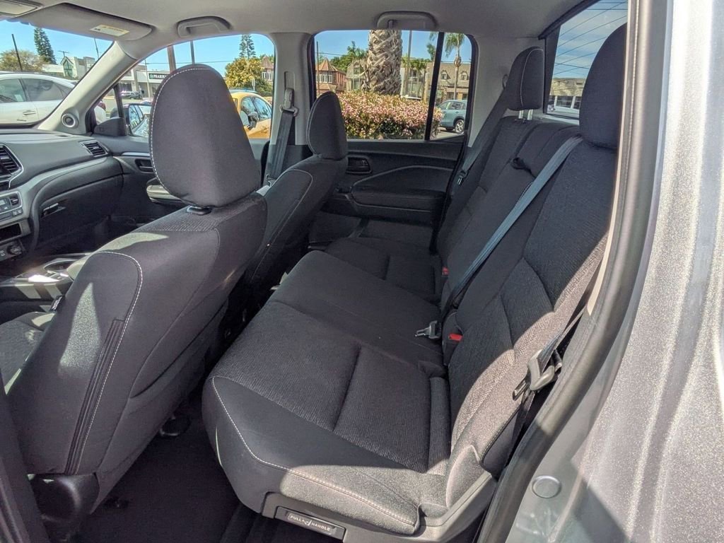 Certified 2025 Honda Ridgeline Sport image 16