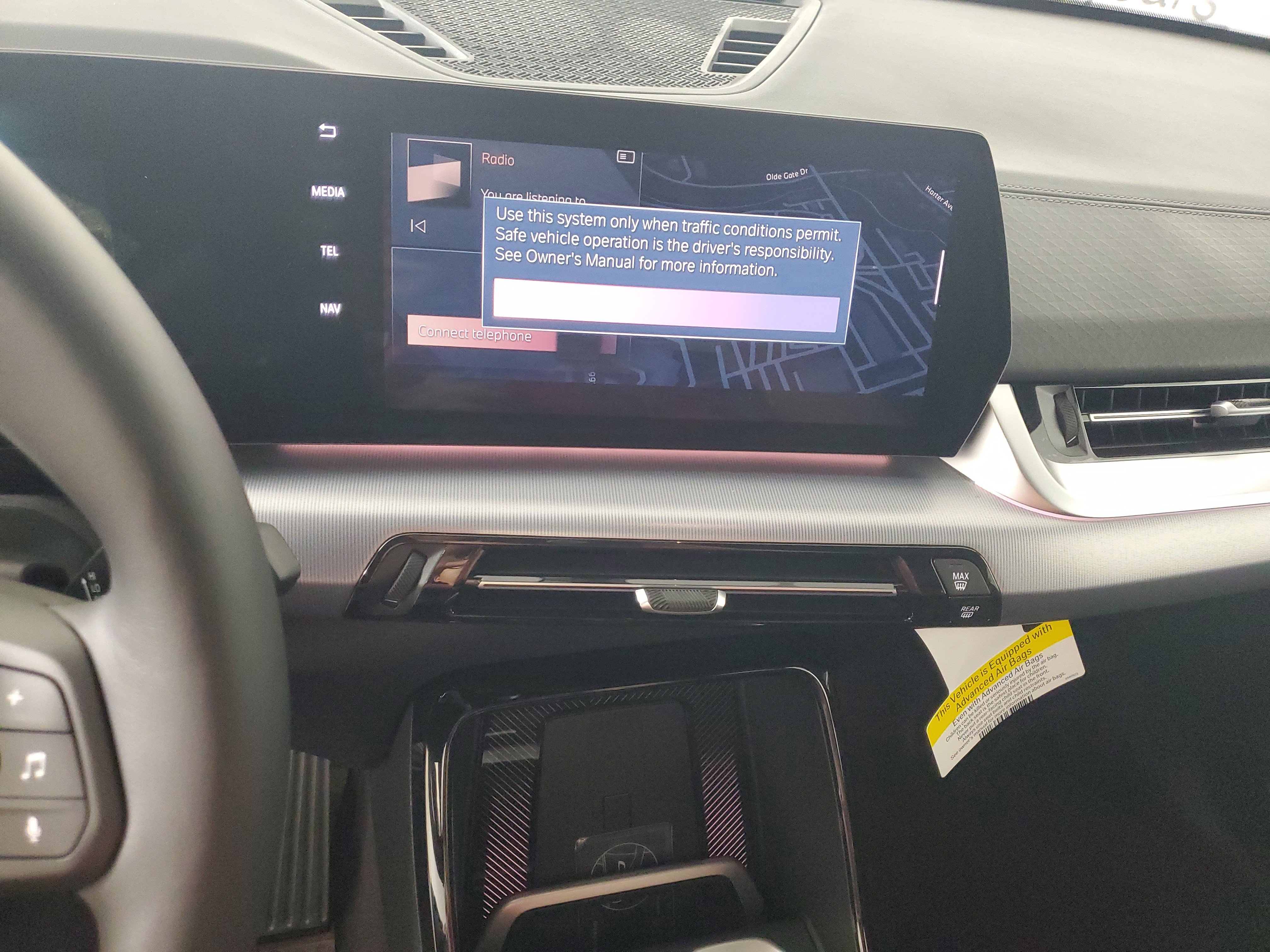 New 2025 BMW X2 xDrive28i w/ Convenience Package image 17