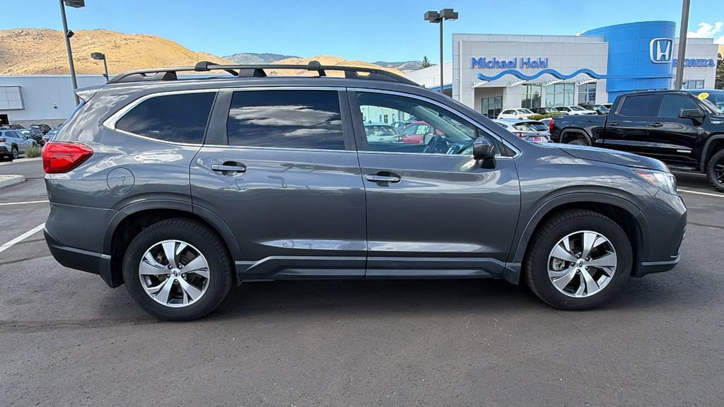 Used 2021 Subaru Ascent Premium w/ Convenience Package AWD/4WD image 2