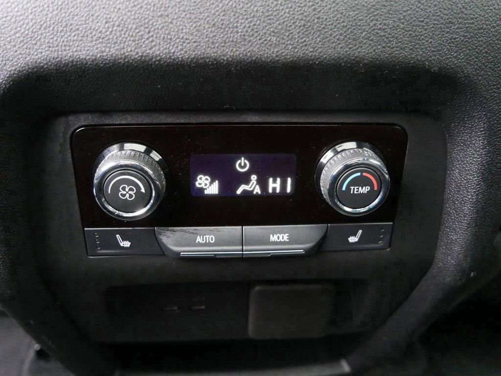 Used 2024 Chevrolet Traverse RS w/ LPO, Floor Liner Package image 14