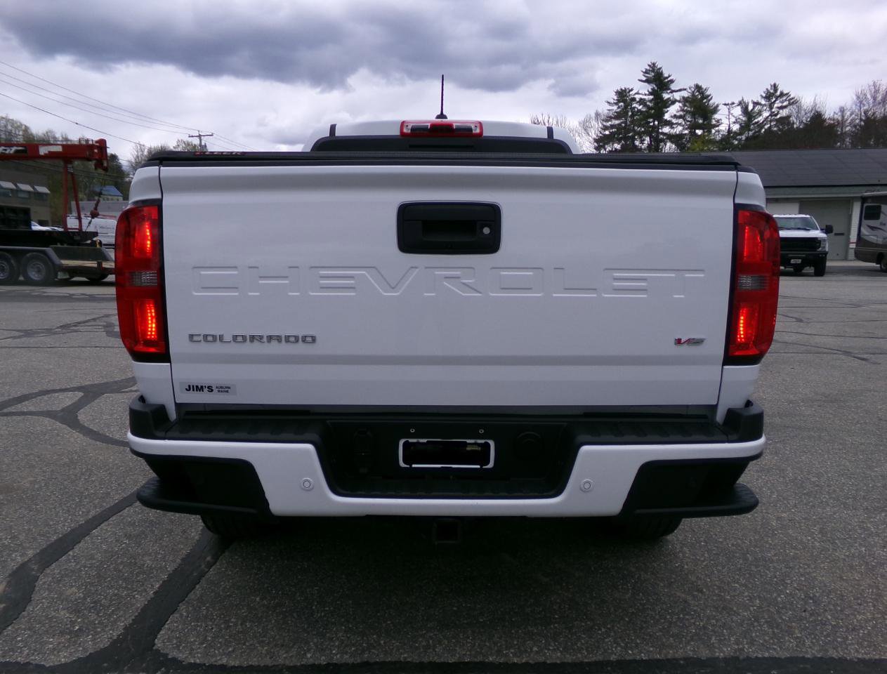 Used 2021 Chevrolet Colorado LT w/ Safety Package AWD/4WD image 4