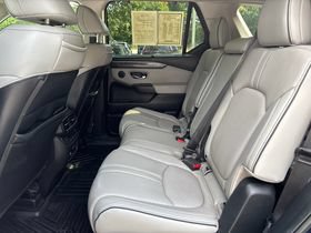 Used 2023 Honda Pilot Elite image 10