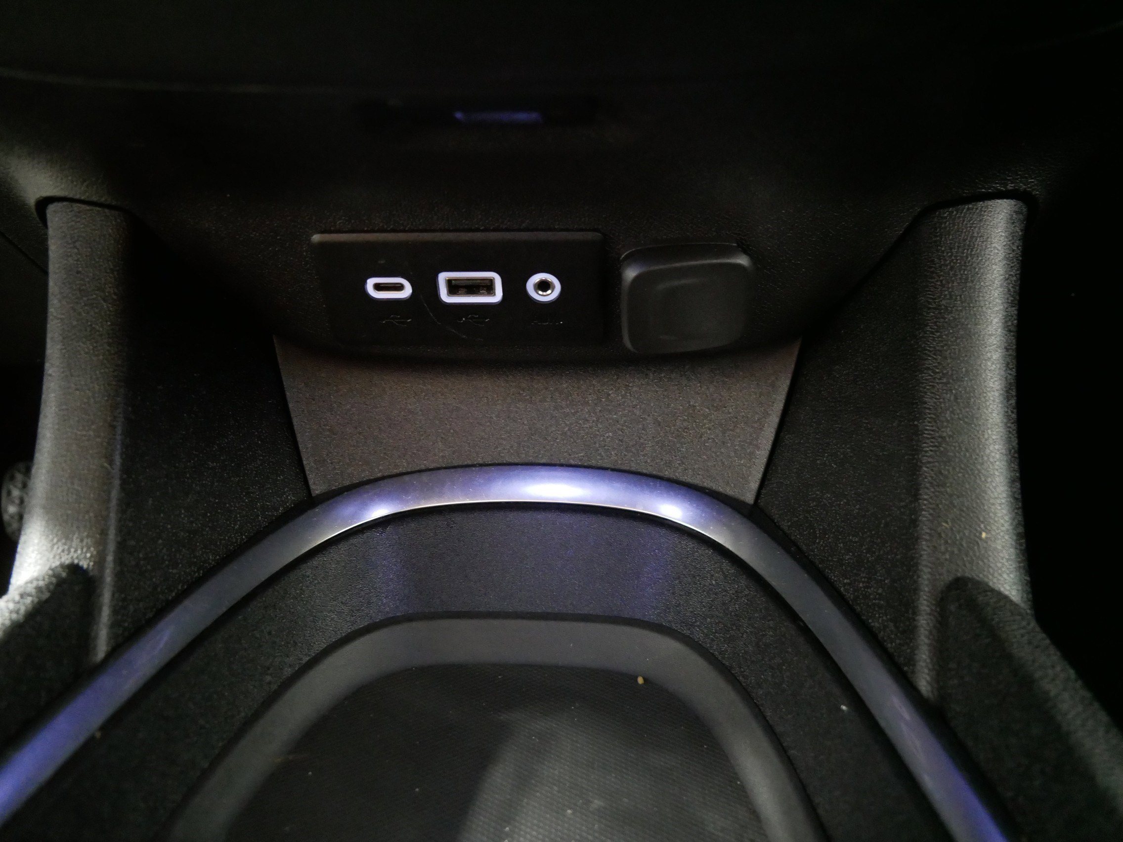 Used 2021 Chevrolet Malibu LT FWD image 30