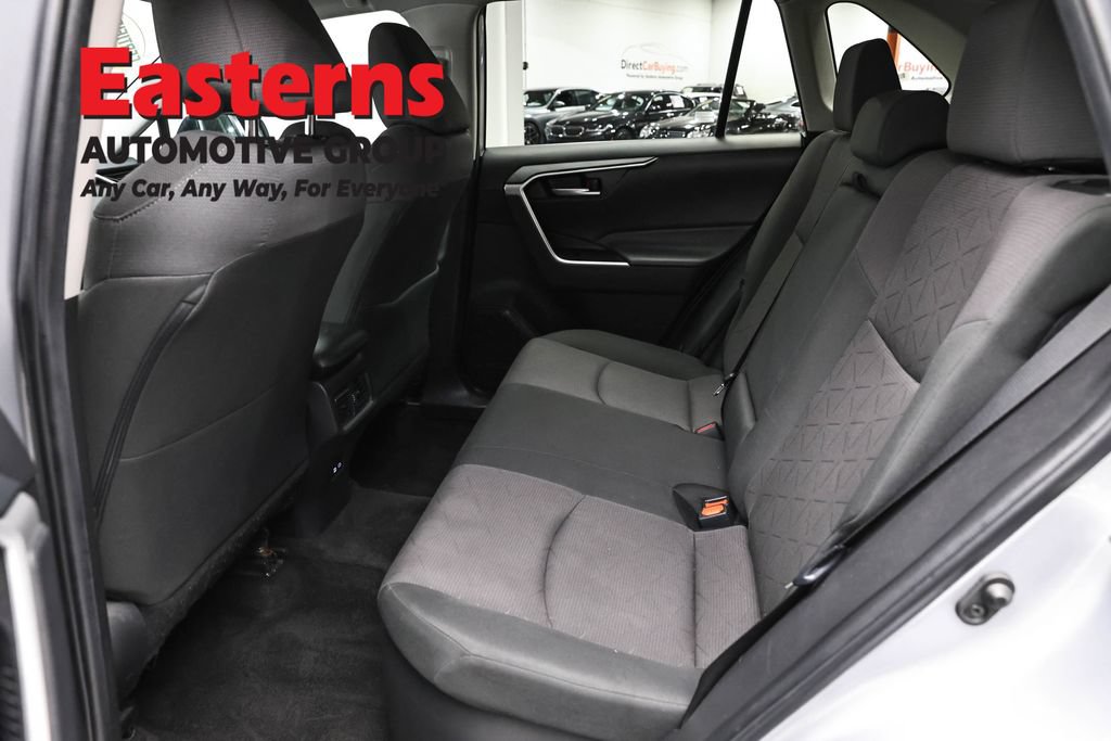 Used 2024 Toyota RAV4 XLE AWD/4WD image 20
