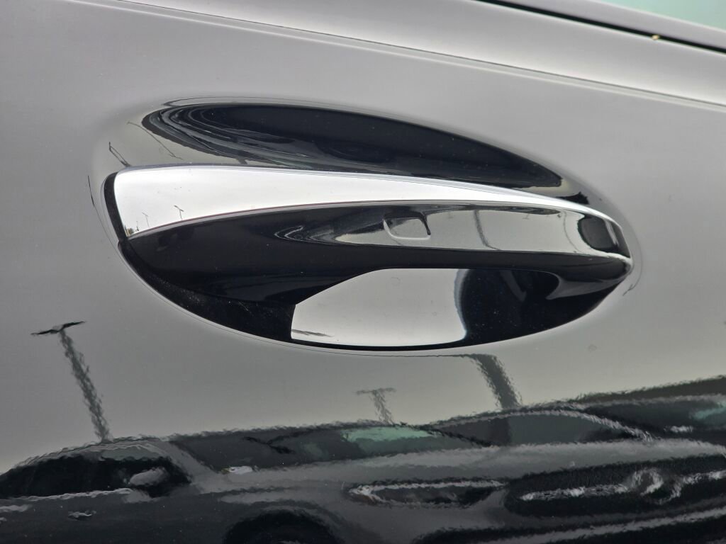 Used 2022 Mercedes-Benz GLB 35 AMG 4MATIC image 32