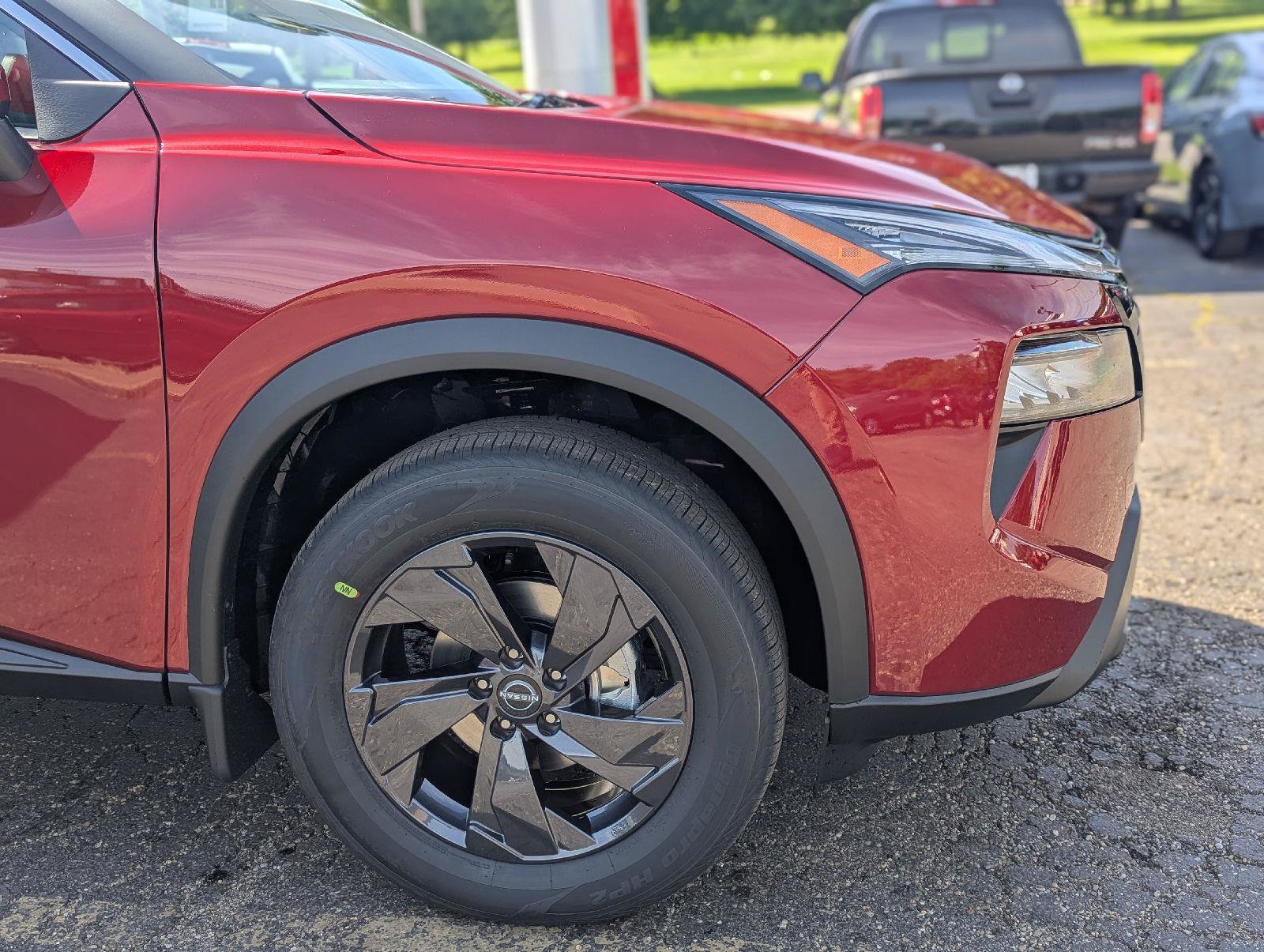 New 2026 Nissan Rogue SV AWD/4WD image 8