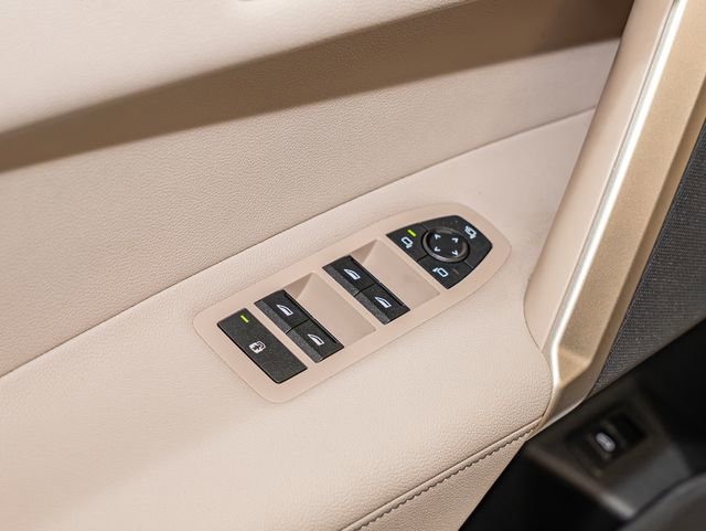 Certified 2023 BMW iX xDrive50 w/ Sport Package AWD/4WD image 12