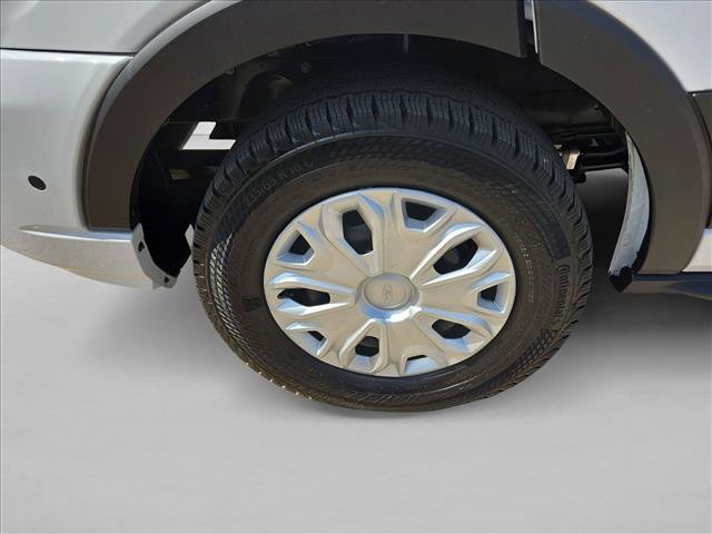 Used 2025 Ford Transit 350 XLT RWD image 22