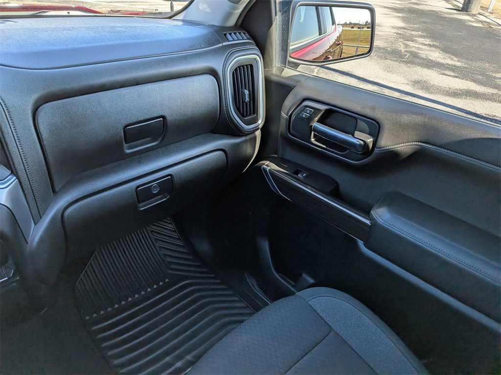 Used 2022 Chevrolet Silverado 1500 RST image 15