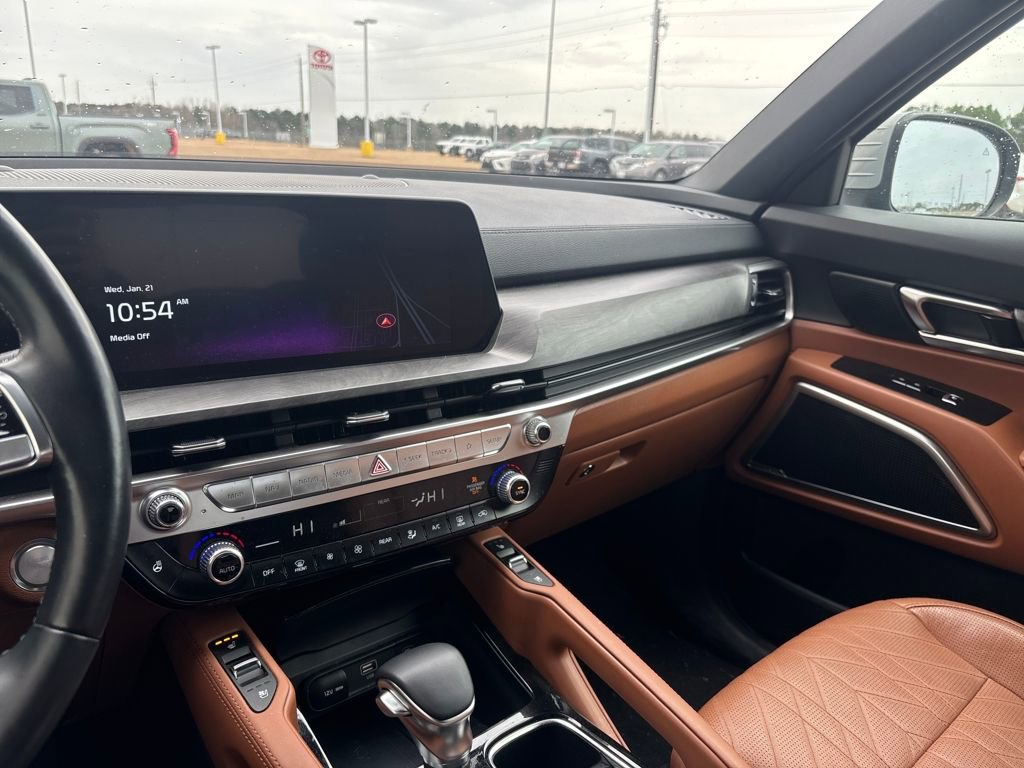 Used 2023 Kia Telluride EX X-Line image 16