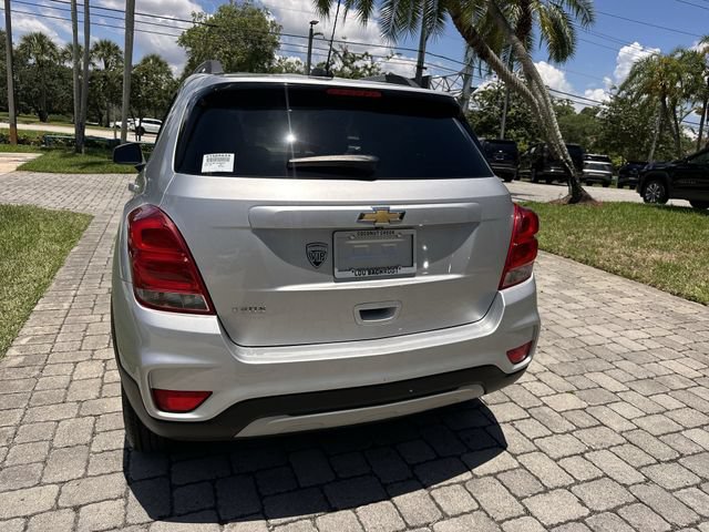 Used 2022 Chevrolet Trax LT w/ LT Convenience Package FWD image 35