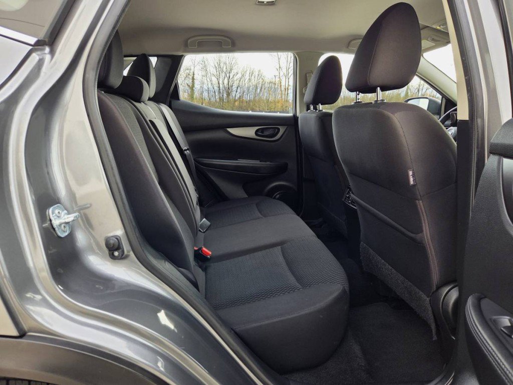 Used 2017 Nissan Rogue Sport S w/ S Appearance Package image 15