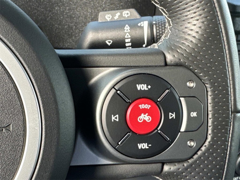 Used 2024 INEOS Grenadier Fieldmaster Edition image 28