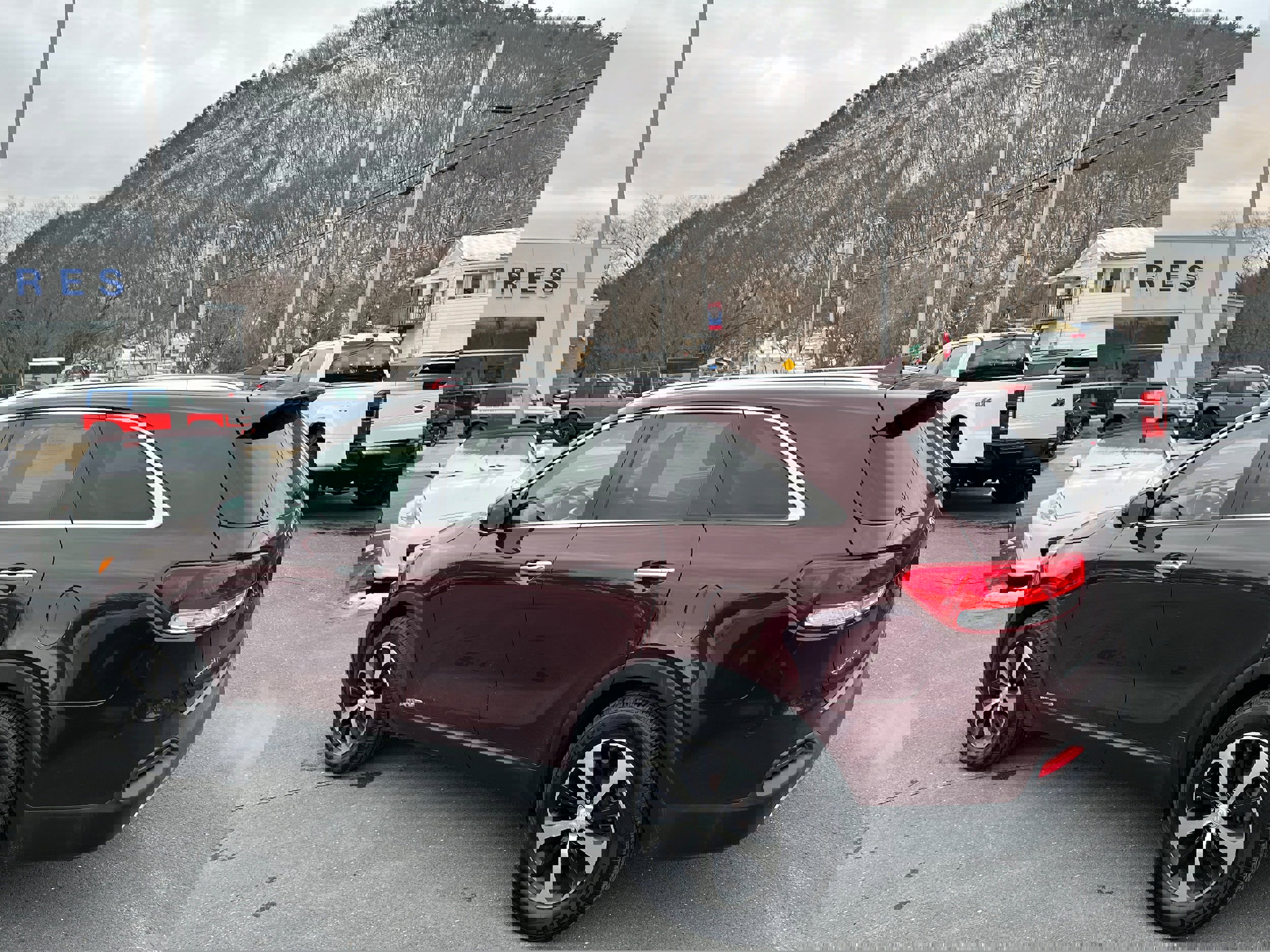 Used 2017 Kia Sorento EX w/ EX Advanced Touring Package image 6