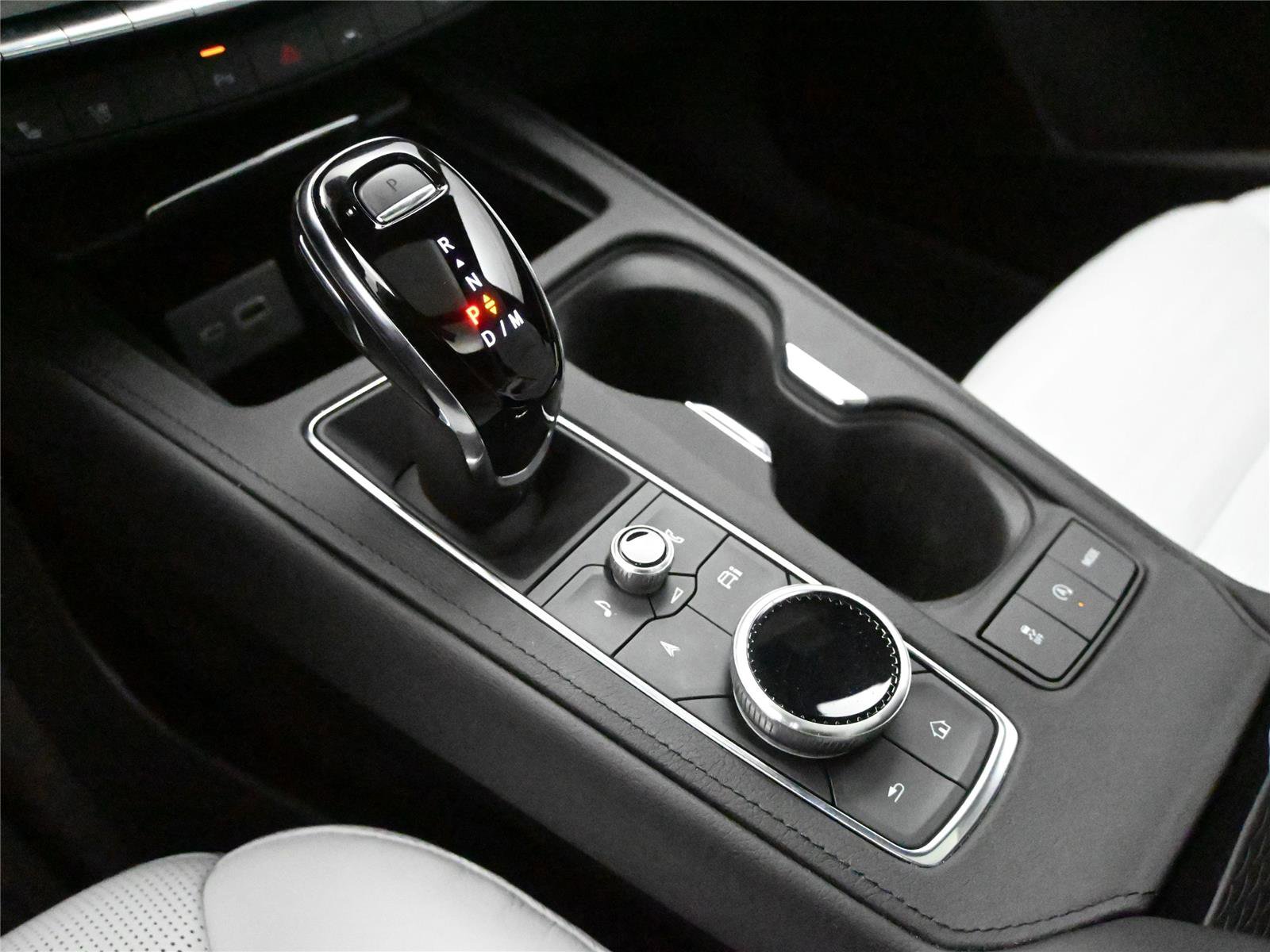 Used 2024 Cadillac XT4 Sport image 20