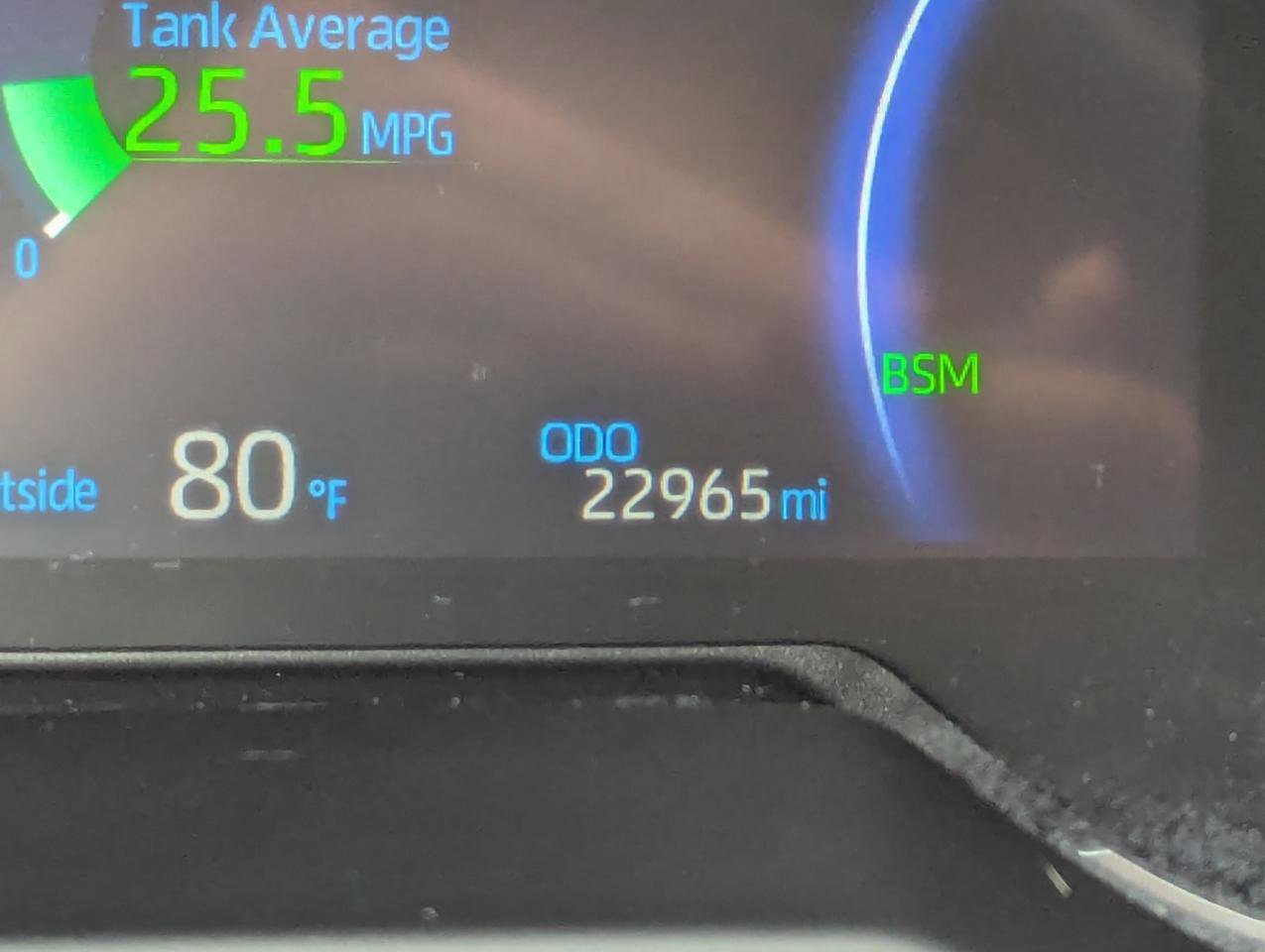 Used 2024 Toyota RAV4 XLE AWD/4WD image 19