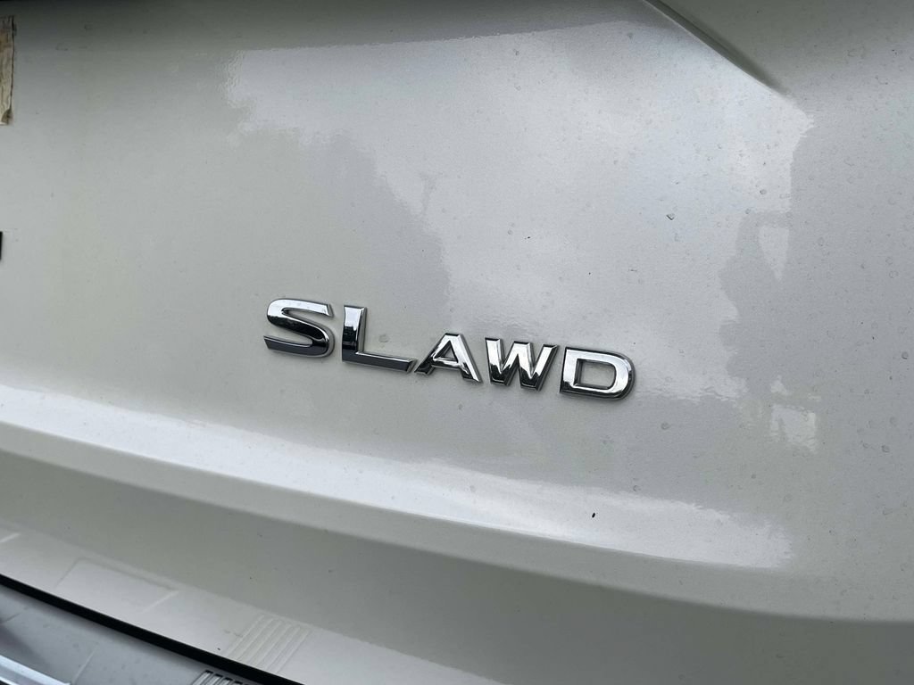 Used 2023 Nissan Rogue SL w/ SL Premium Package AWD/4WD image 9