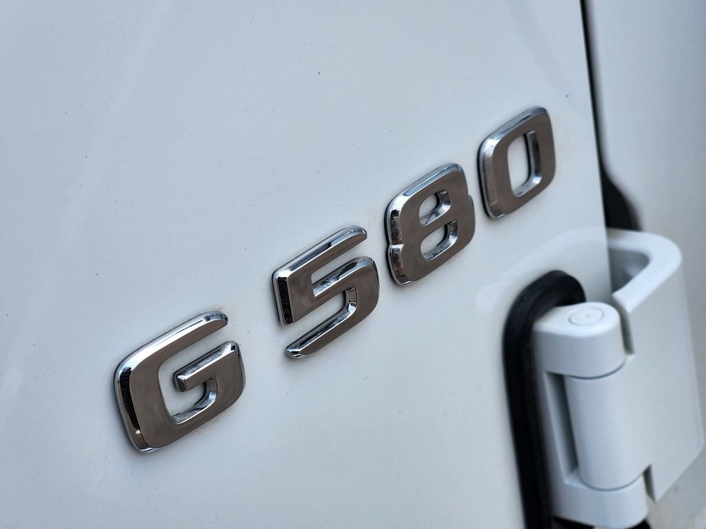 Used 2025 Mercedes-Benz G 580 w/ EQ Technology image 11