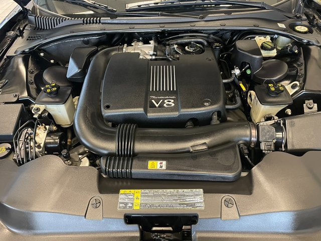 Used 2002 Ford Thunderbird image 21