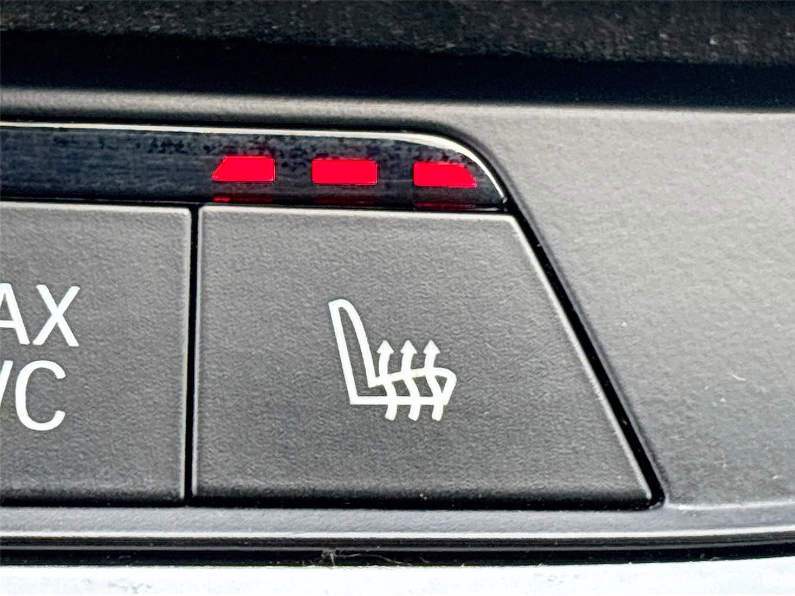 Used 2023 BMW X6 xDrive40i image 21