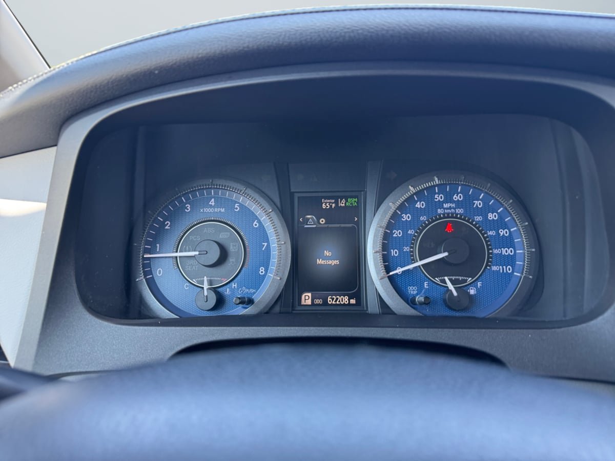 Used 2018 Toyota Sienna XLE w/ XLE Navigation Package AWD/4WD image 12