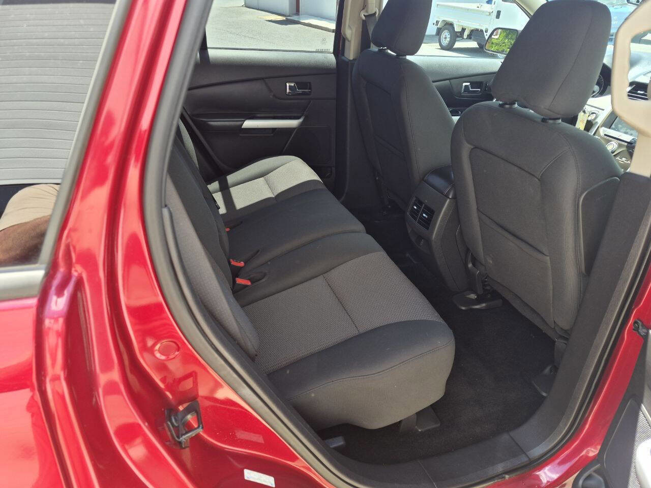 Used 2012 Ford Edge SEL AWD/4WD image 12