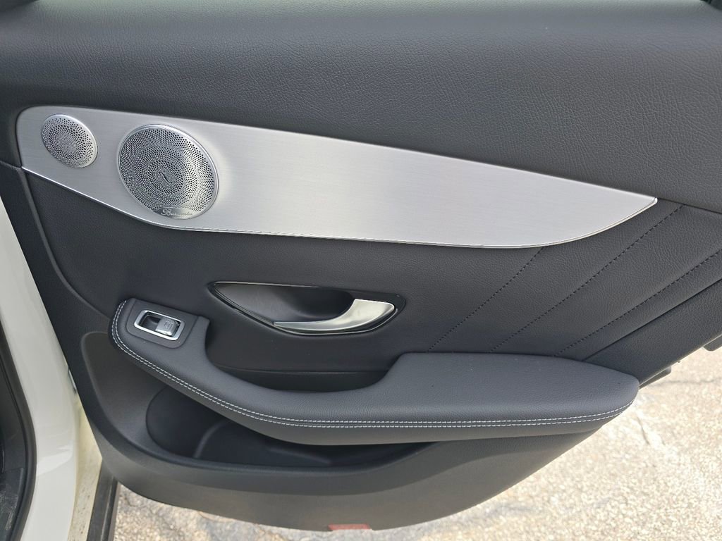 Used 2021 Mercedes-Benz GLC 300 GLC 300 Coupe image 25