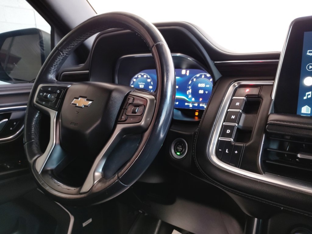 Used 2022 Chevrolet Suburban LT RWD image 31