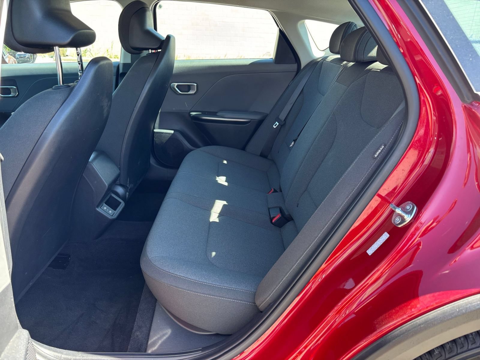Used 2025 Kia K4 FWD image 25