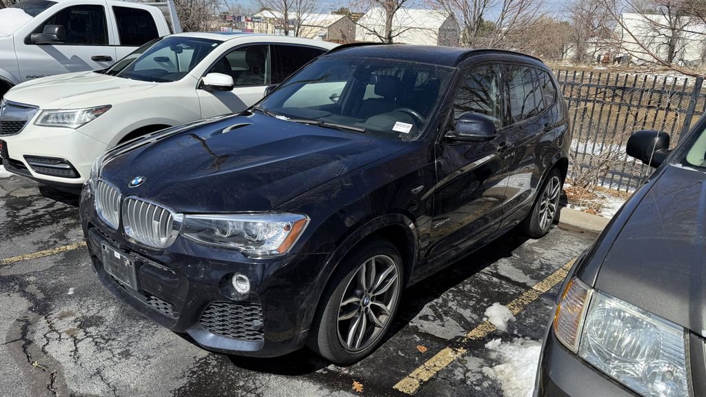 Used 2017 BMW X3 xDrive28i image 2