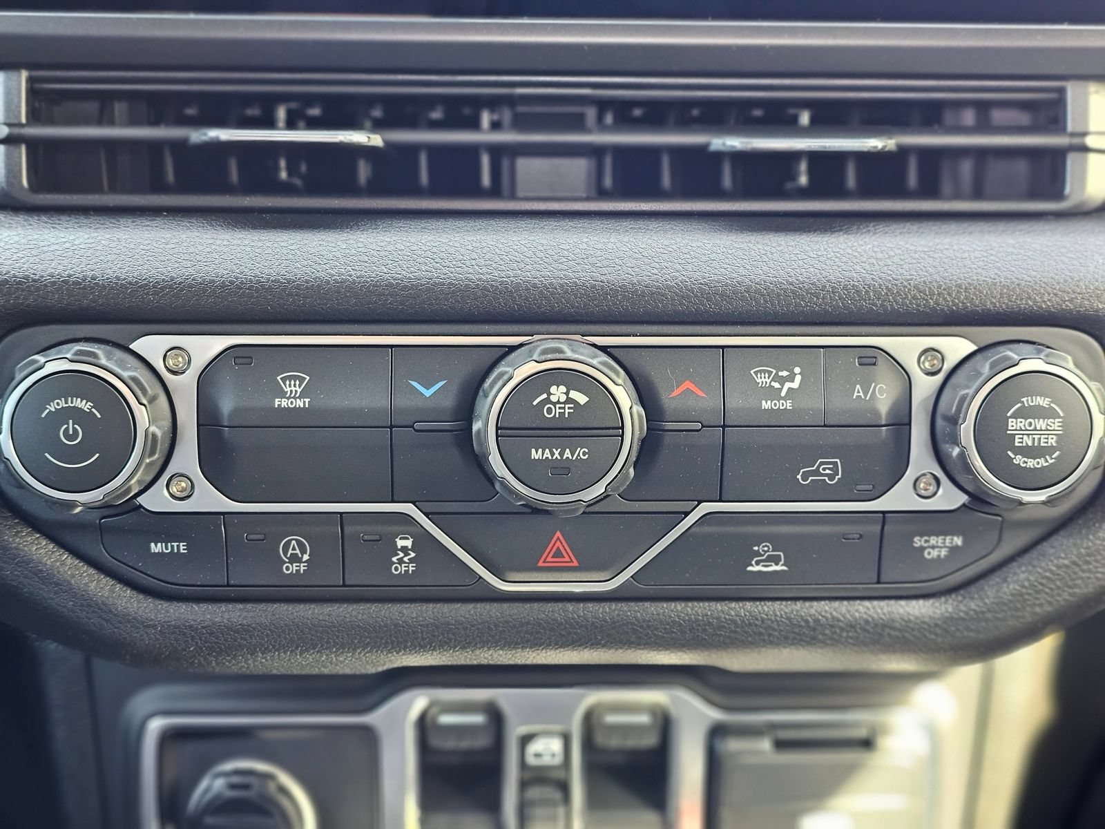 New 2026 Jeep Wrangler Unlimited Sport AWD/4WD image 14