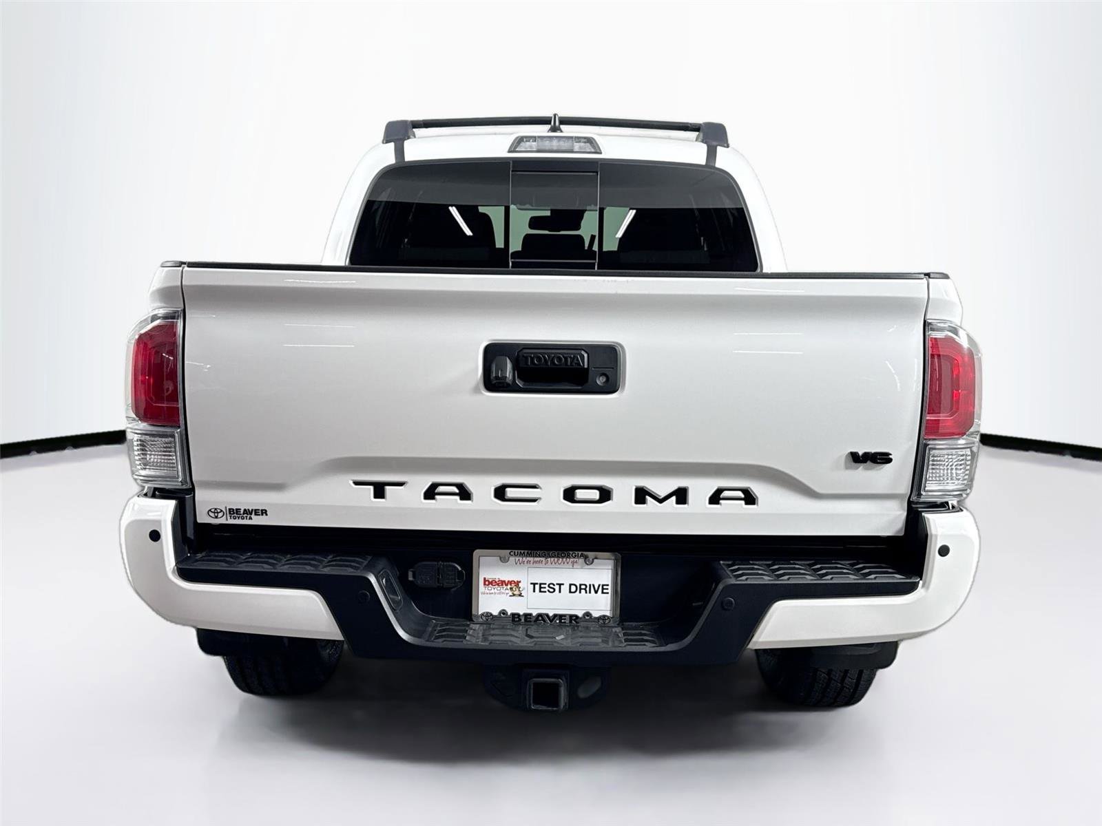 Used 2022 Toyota Tacoma TRD Sport w/ Technology Package RWD image 10