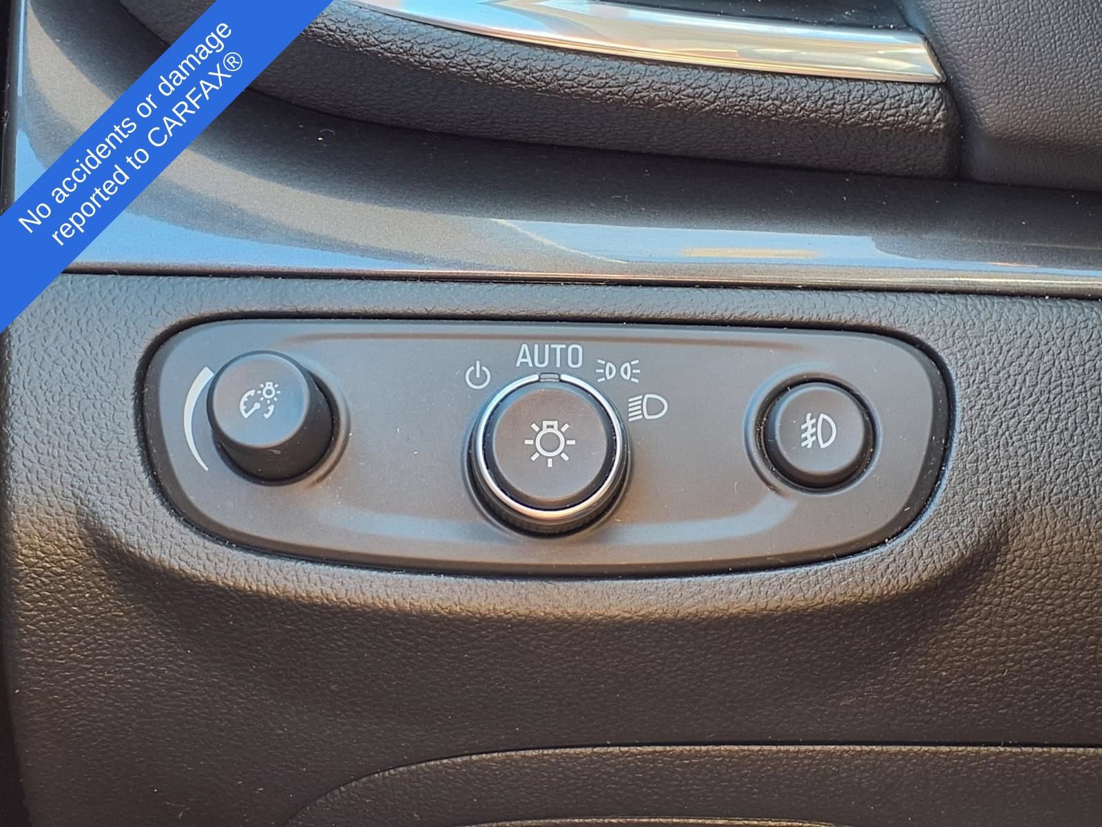 Used 2018 Buick Encore Sport Touring w/ Safety Package FWD image 30