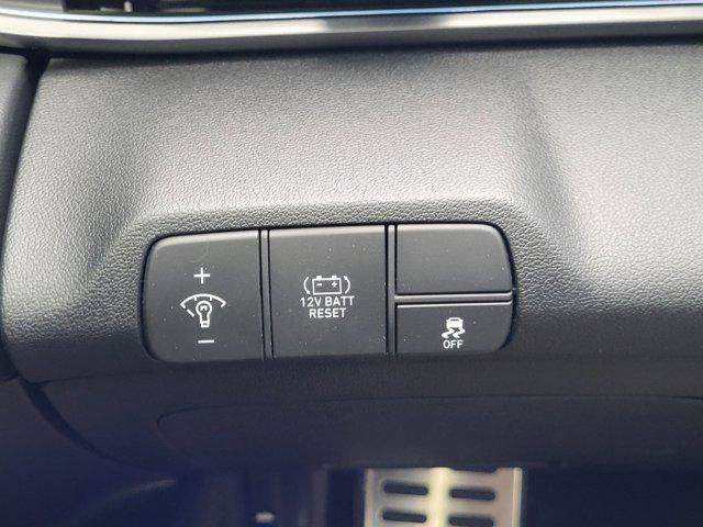 New 2025 Hyundai Elantra SEL FWD image 25