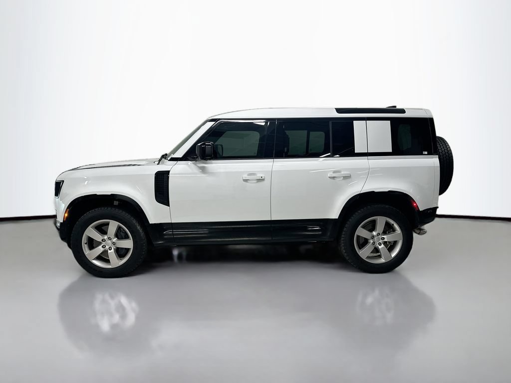 Used 2025 Land Rover Defender 110 X-Dynamic SE AWD/4WD image 2
