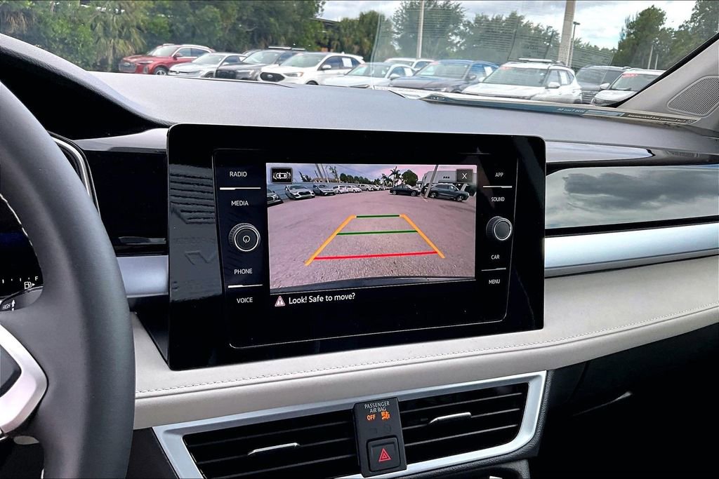 New 2026 Volkswagen Taos SE FWD image 27