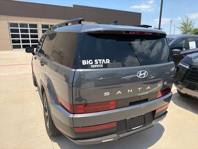 Used 2026 Hyundai Santa Fe SEL FWD image 3