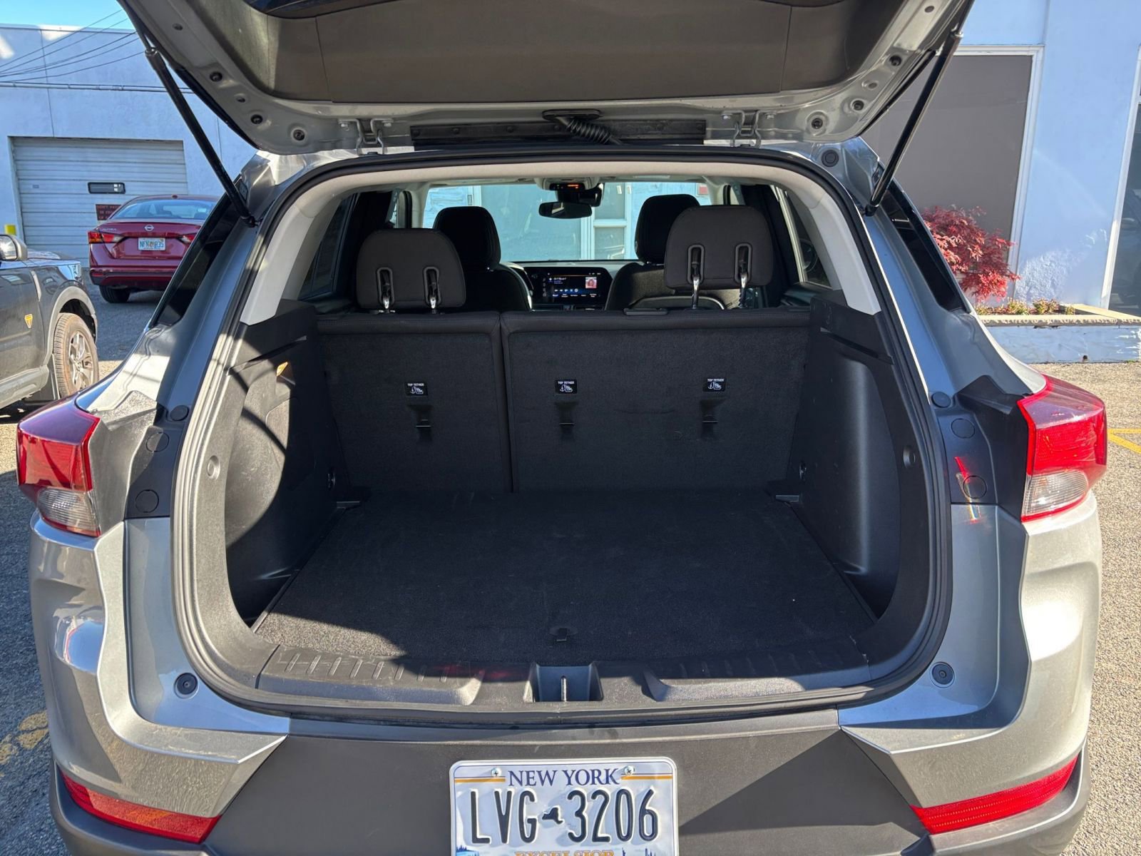 Used 2025 Chevrolet TrailBlazer LT image 27