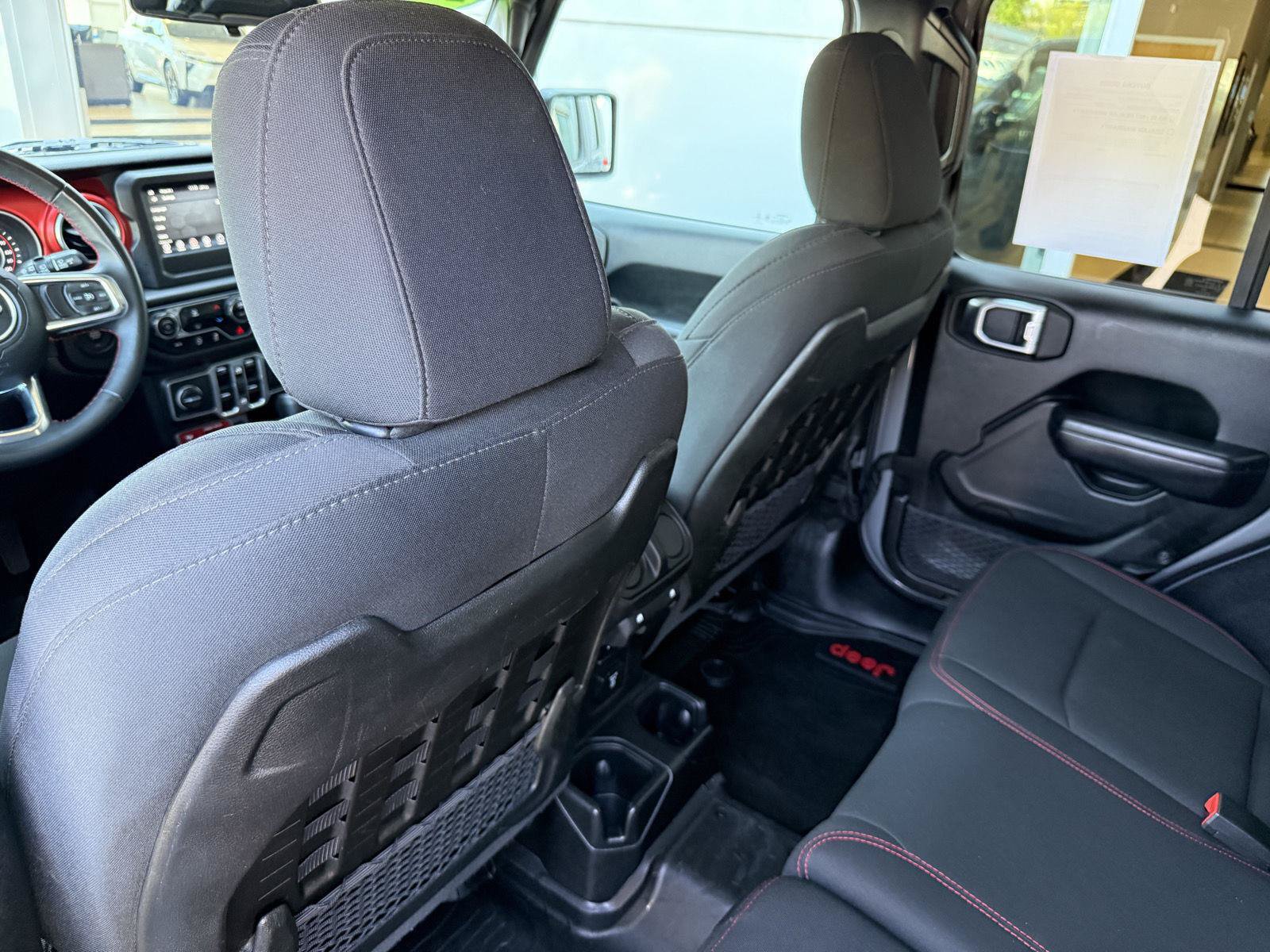 Used 2018 Jeep Wrangler Unlimited Rubicon AWD/4WD image 15