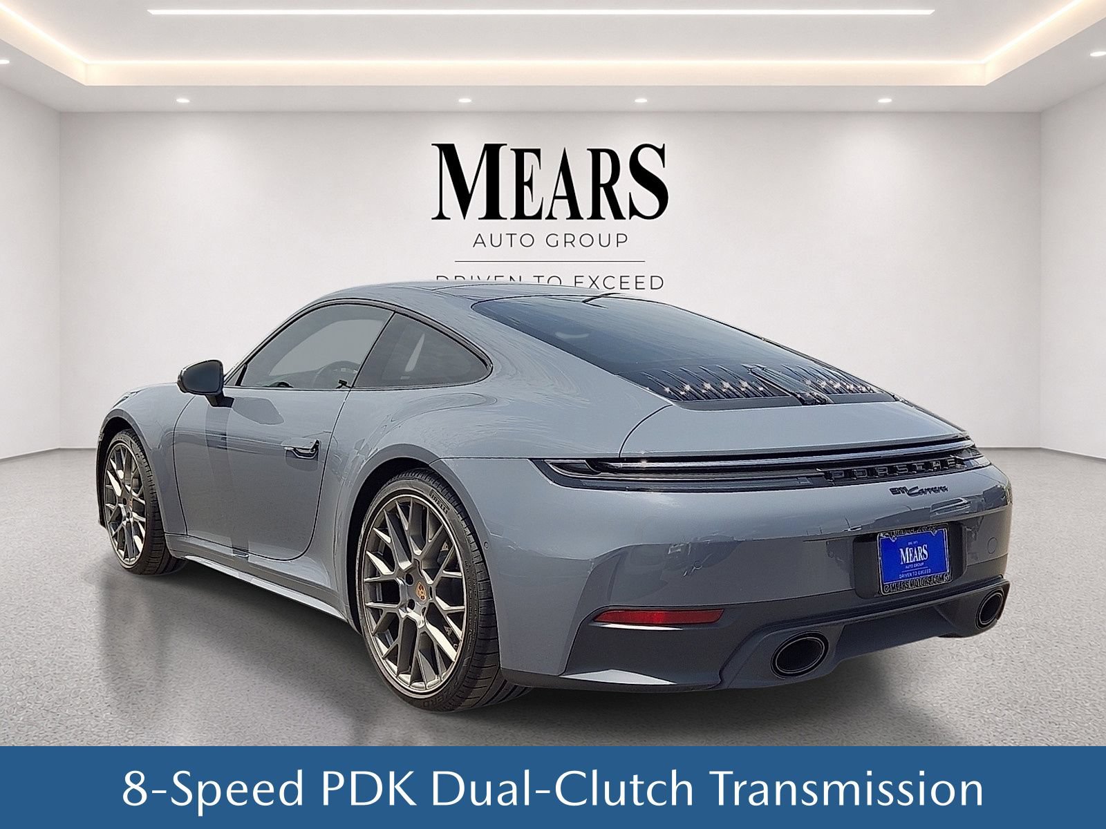 Used 2025 Porsche 911 Carrera RWD image 4