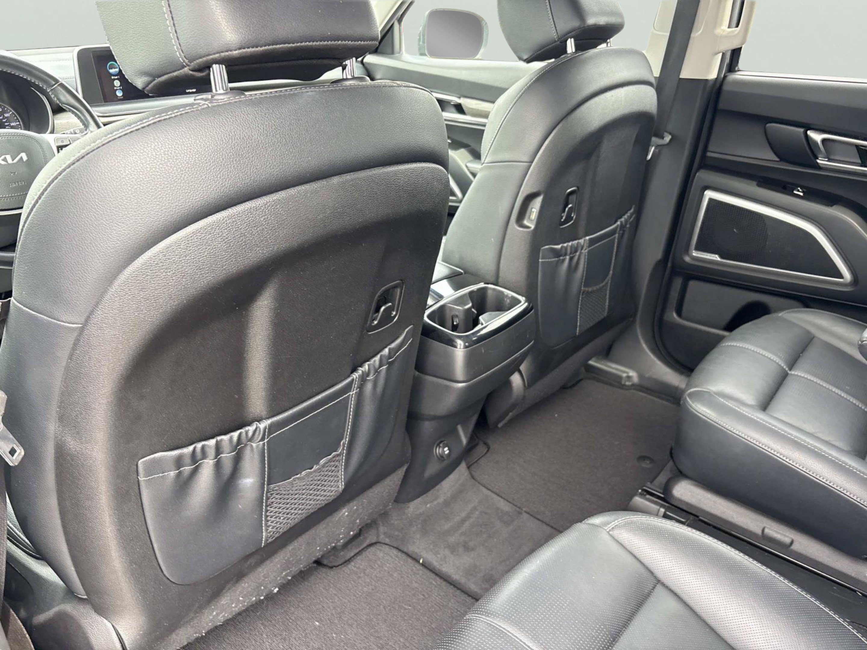 Used 2022 Kia Telluride EX w/ EX Premium Package FWD image 17