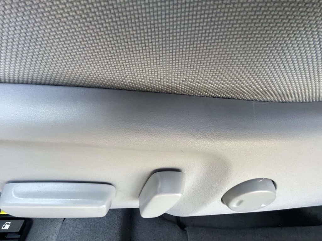 Used 2016 Toyota Camry LE image 14