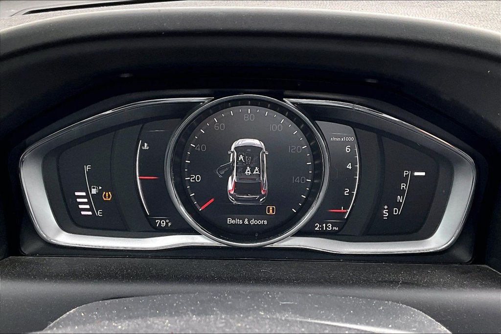 Used 2017 Volvo XC60 T5 Inscription w/ Preferred Option Package FWD image 21