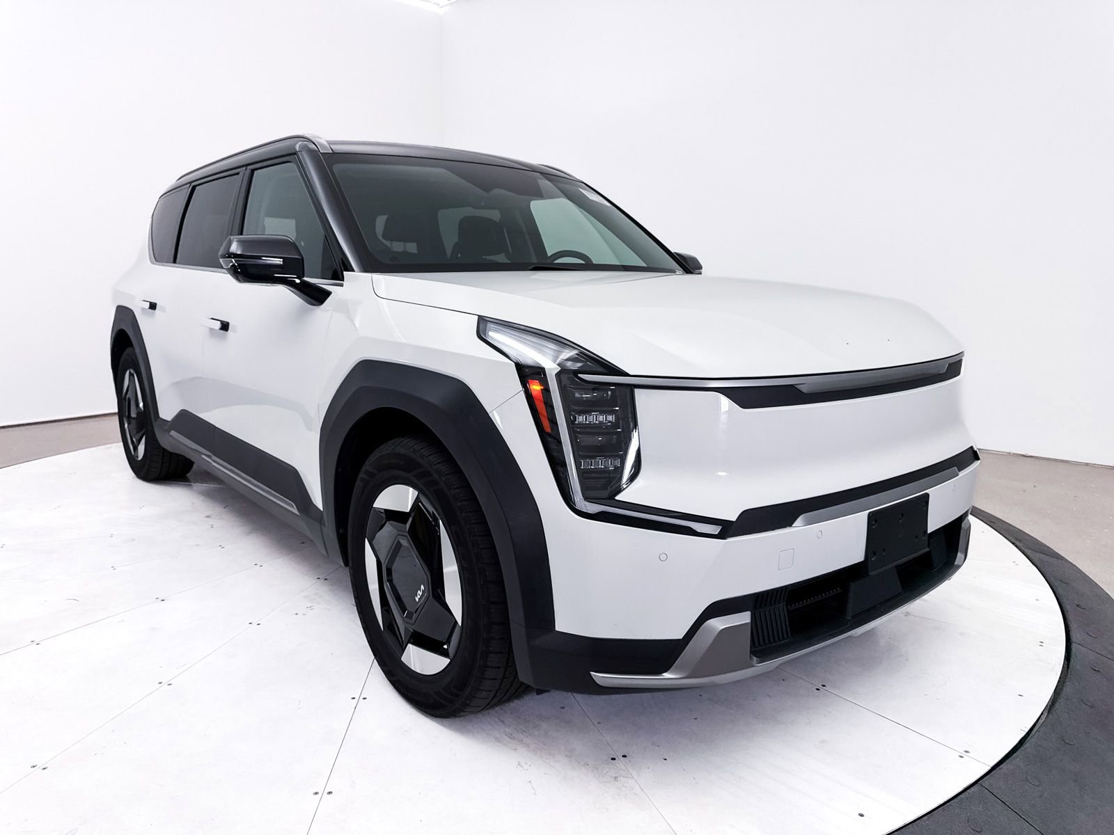 Used 2024 Kia EV9 Wind AWD/4WD image 12