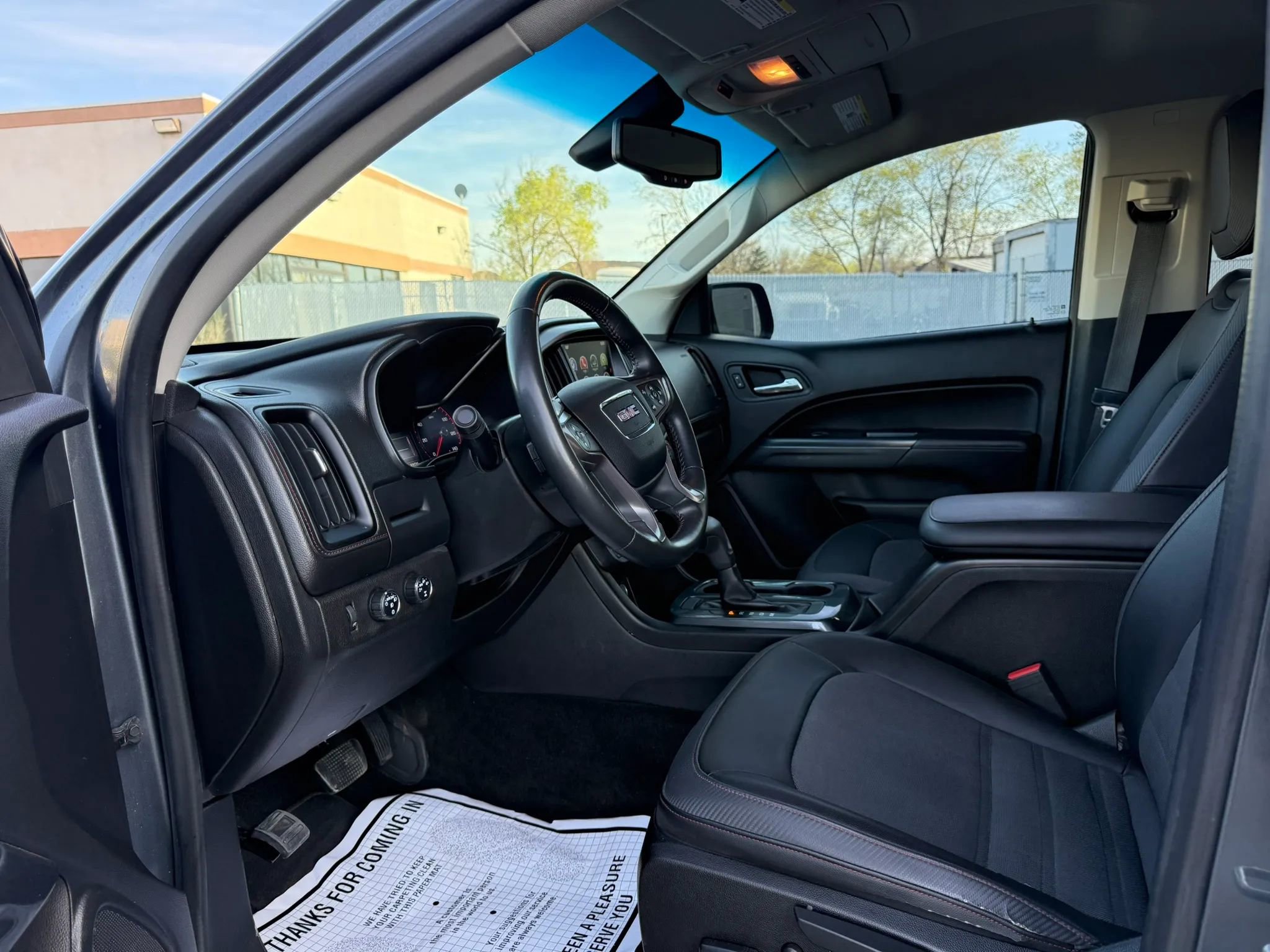 Used 2016 GMC Canyon SLE w/ All Terrain Package AWD/4WD image 9