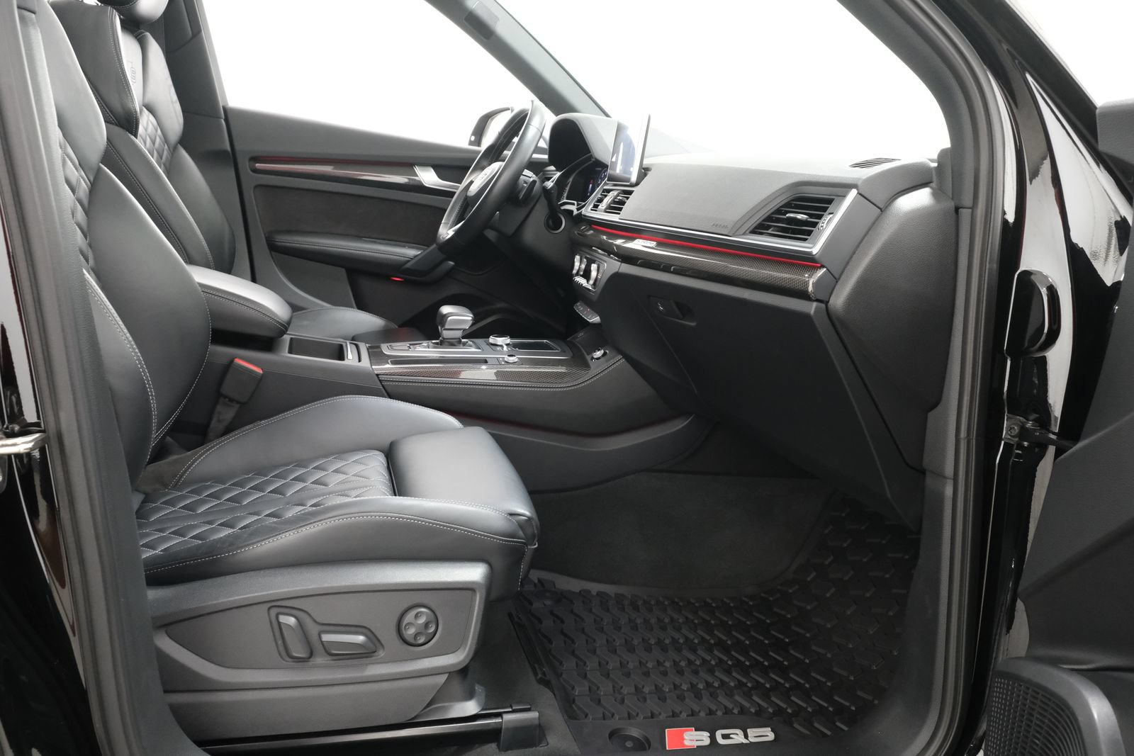 Used 2018 Audi SQ5 Prestige w/ Prestige Package AWD/4WD image 41