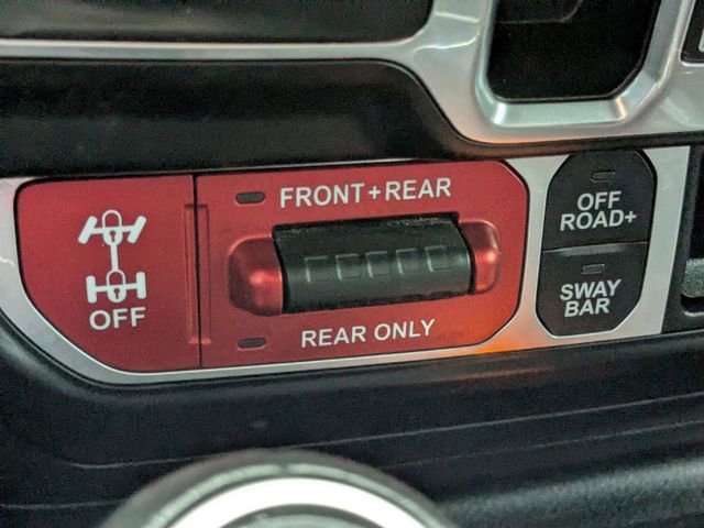 Used 2022 Jeep Gladiator Rubicon w/ LED Lighting Group image 25