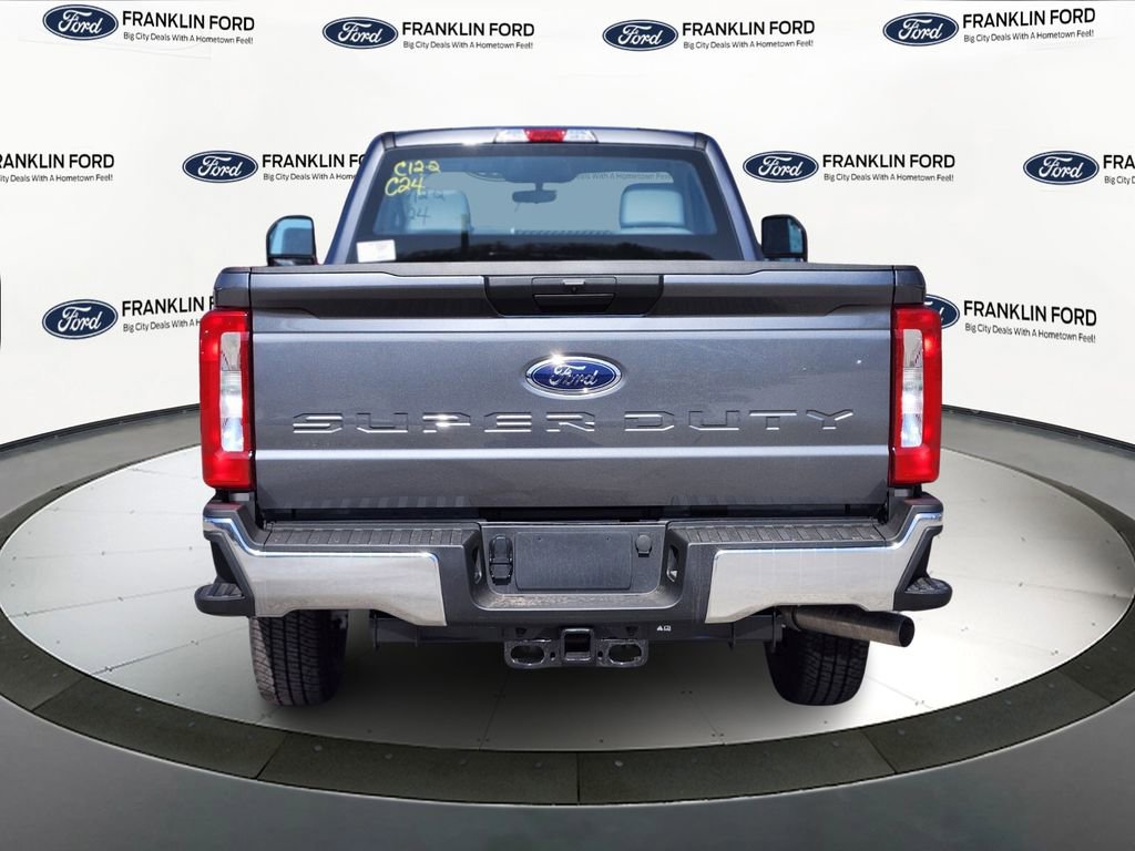 New 2026 Ford F250 XL w/ XL Chrome Package image 4